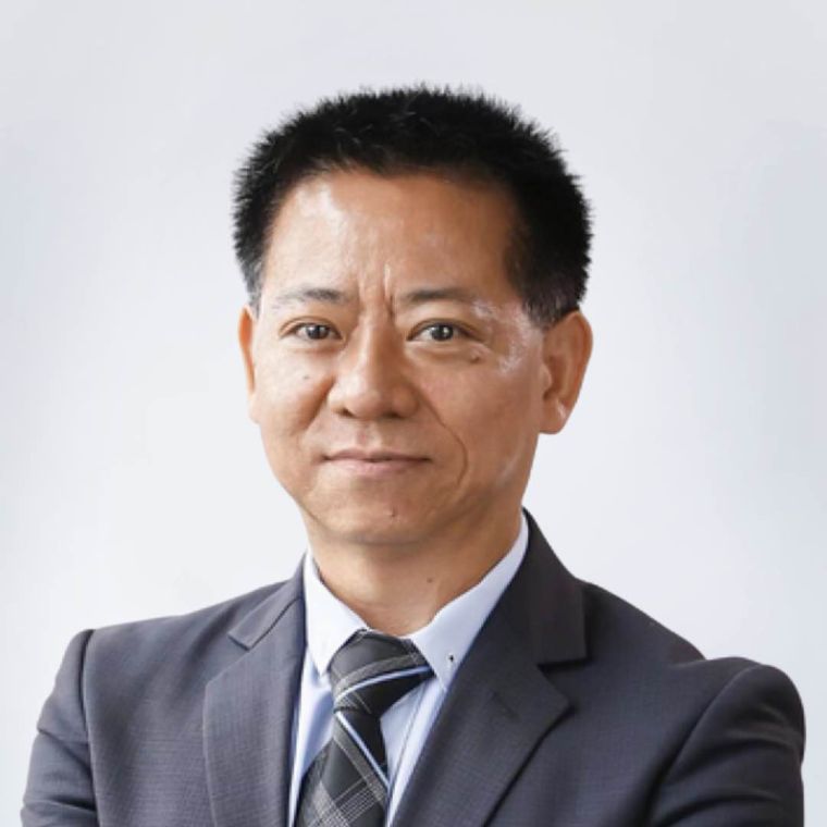 Dennis Liu